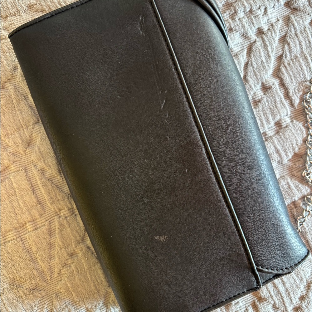 Black Crossbody Clutch with Silver Removable Chain Strap - Picture 6 of 6